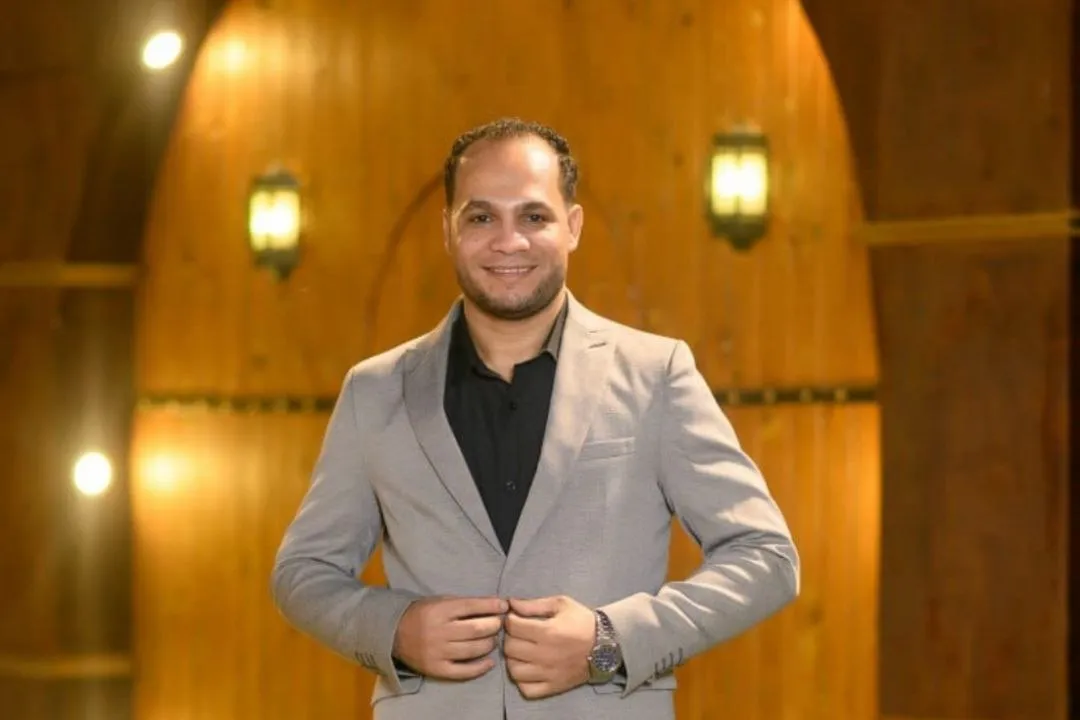 رجل الأعمال مصطفى النقيب