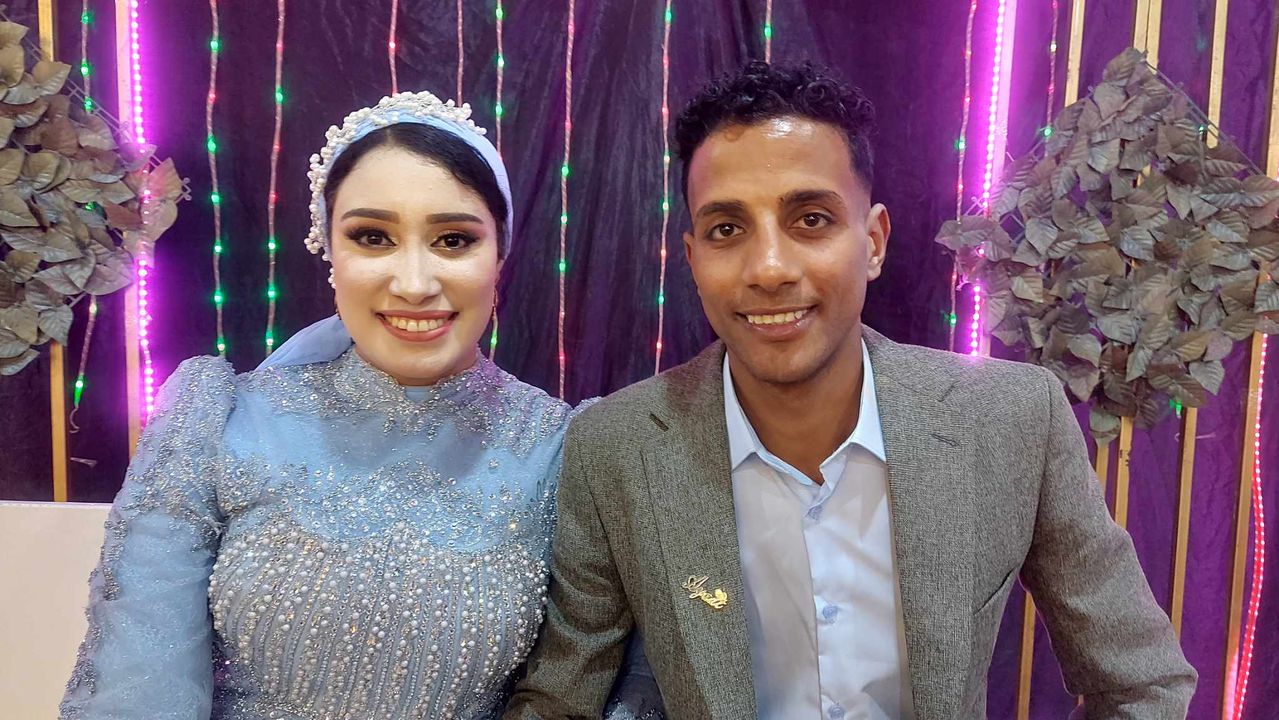 أجمل عروسين محمد خالد و آيات عبده 