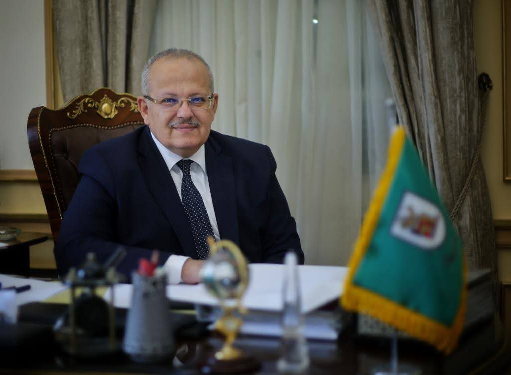 د. الخشت- رئيس جامعة القاهرة 