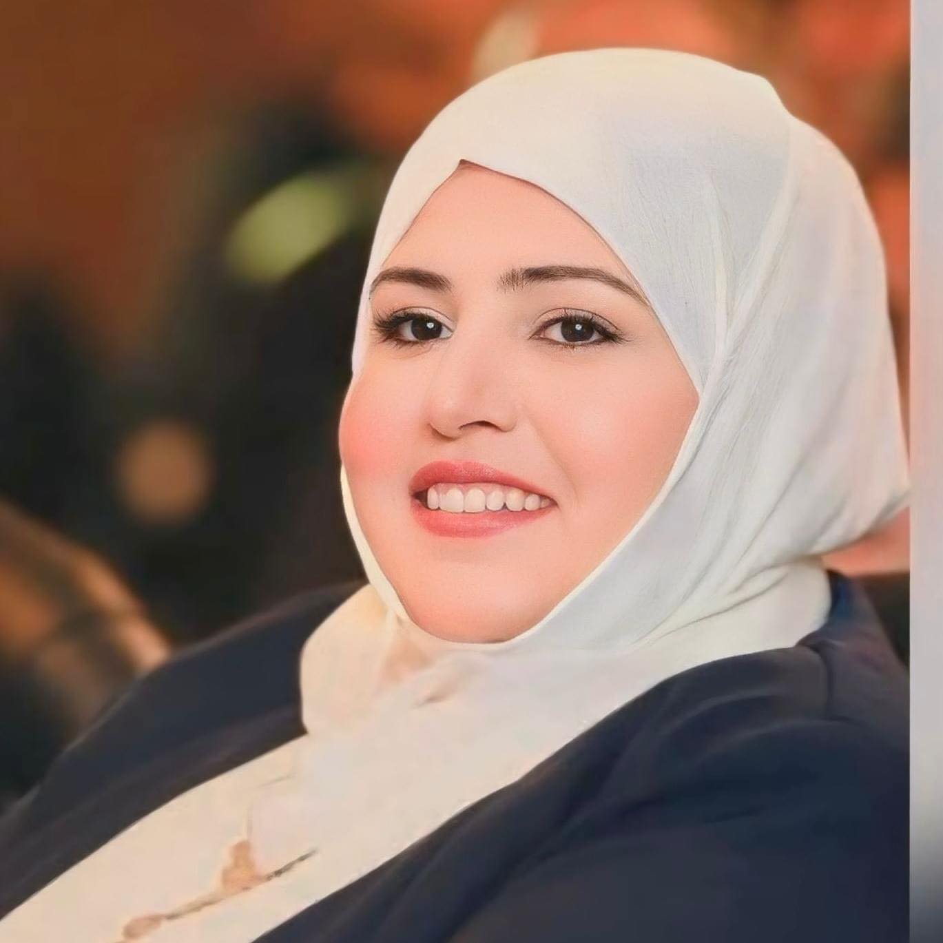 كلبش يهنئ المراه الحديدية بعيد ميلادها