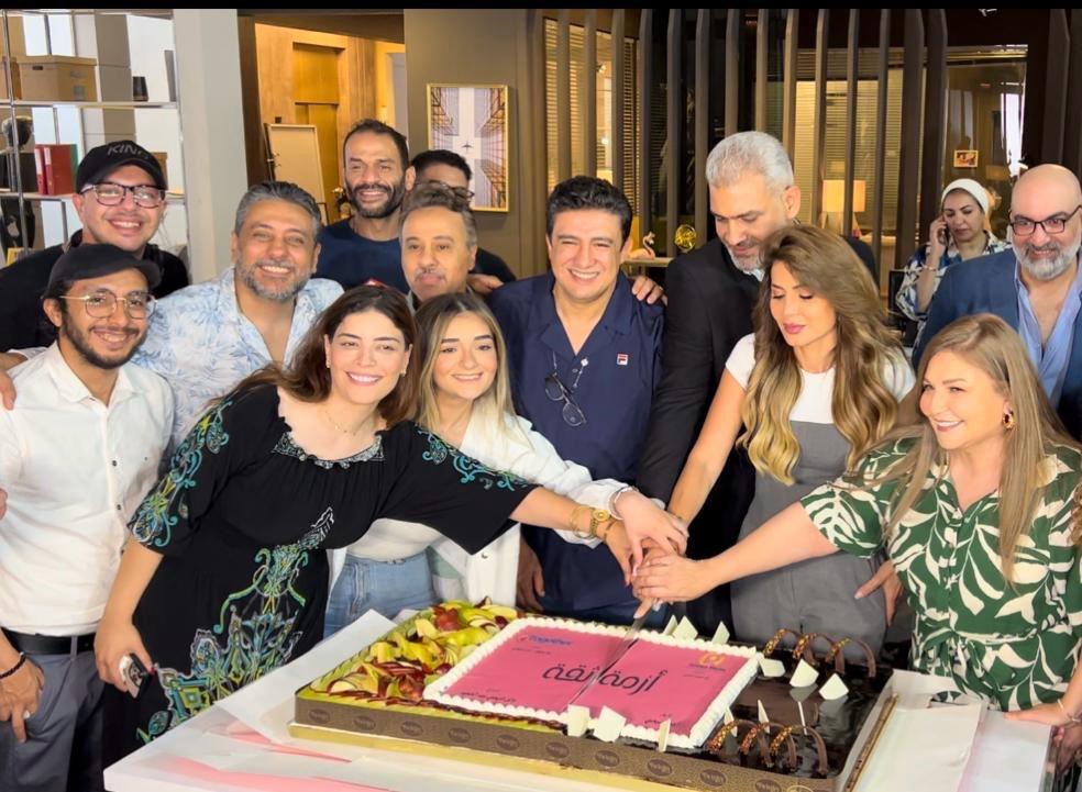 ابطال مسلسل أزمة ثقة 