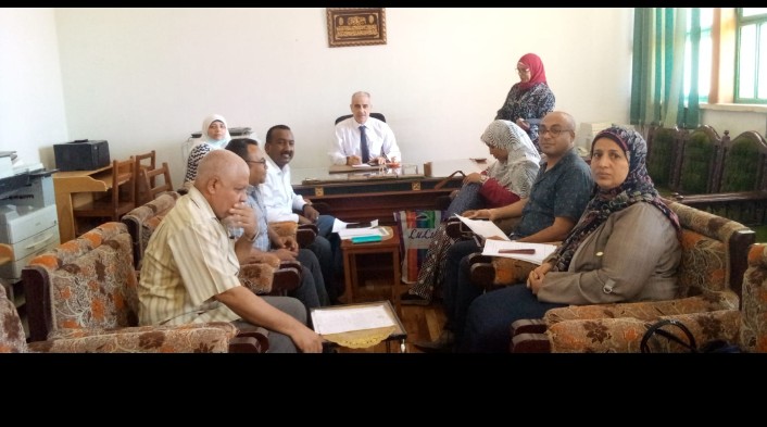 القائم بأعمال رئيس جامعة أسوان يترأس مجلس كلية الخدمة الإجتماعية لمناقشة استعدادات العام الدراسي الجديد