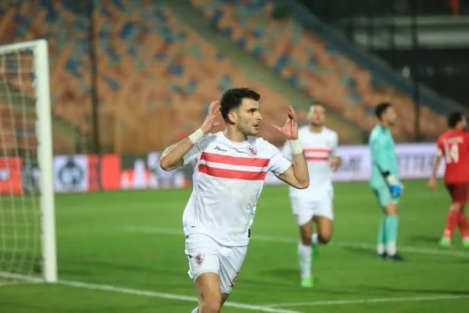 مدحت العدل... الزمالك يمكنه التعاقد مع معلول غدا.. وهذا موقف مصطفى محمد وجلسة مع زيزو لحسم التجديد