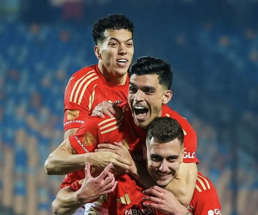 لاعبي الاهلي 