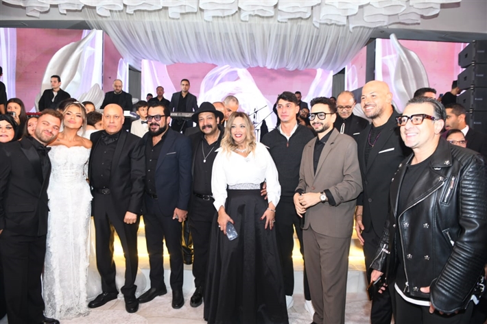 حفل زفاف ابنة المنتج محمد الشريف بحضور ياسر جلال ومحمد ثروت ومنذر رياحنة ونجوم الفن والإعلام