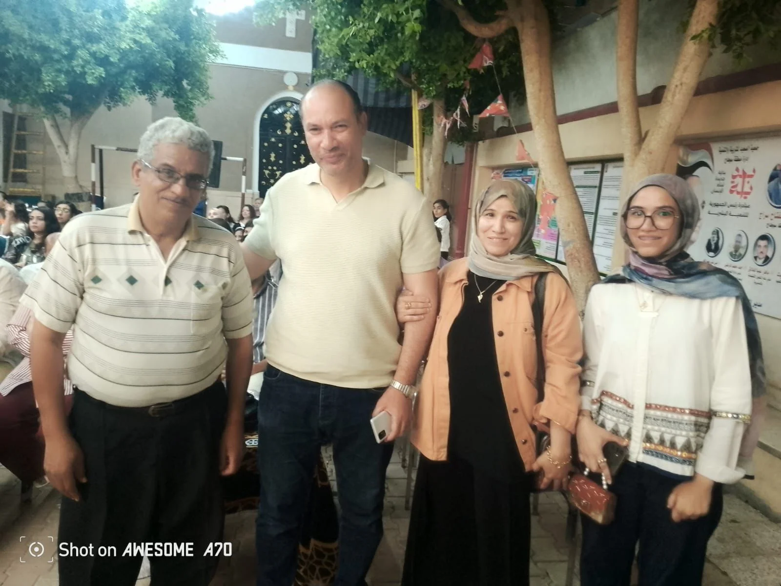 صورة 1 - الأقباط الكاثوليك بالمراغة تحتفي بخريجي الصف السادس وتختتم أنشطتها التربوية