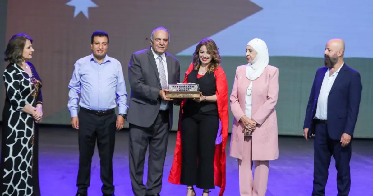 مسرحية "المدعو صدفة" تحصد 4 جوائز في مهرجان المونودراما